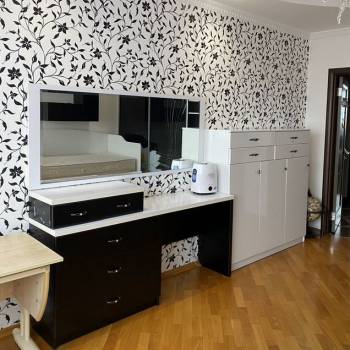 Сдается 2-х комнатная квартира, 84 м²