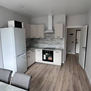 Сдается 1-комнатная квартира, 39 м²