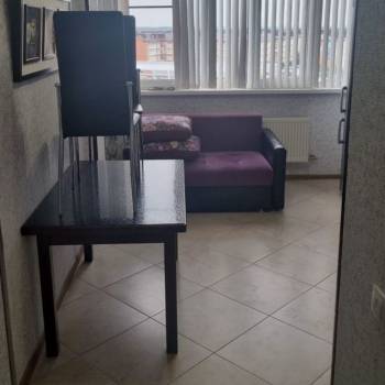 Сдается 1-комнатная квартира, 46 м²