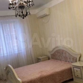 Сдается 1-комнатная квартира, 47 м²