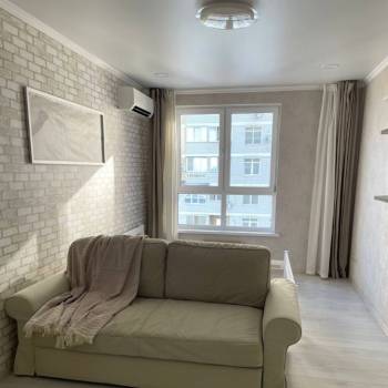 Сдается 1-комнатная квартира, 40 м²