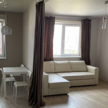 Сдается 1-комнатная квартира, 40 м²