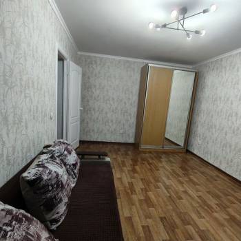 Сдается 1-комнатная квартира, 37 м²