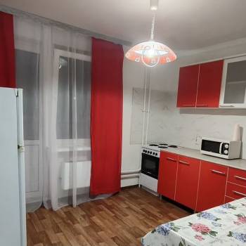 Сдается 1-комнатная квартира, 37 м²