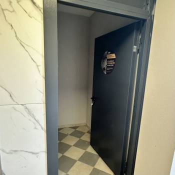 Продается Нежилое помещение, 1,8 м²