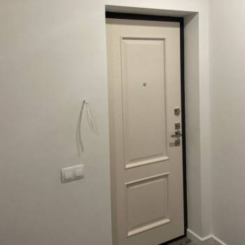 Продается 1-комнатная квартира, 60,1 м²