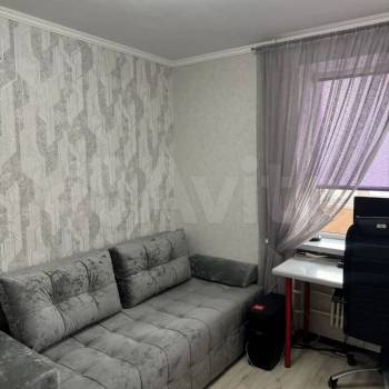 Продается Многокомнатная квартира, 74,5 м²