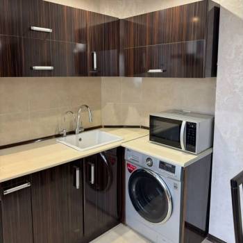 Продается Многокомнатная квартира, 74,5 м²