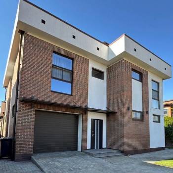 Продается Дом, 371 м²