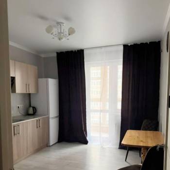 Продается 1-комнатная квартира, 41 м²