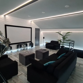 Продается Нежилое помещение, 240 м²