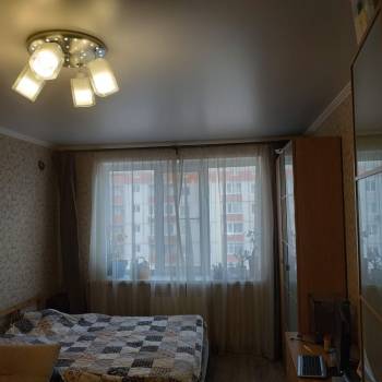 Продается 1-комнатная квартира, 49 м²