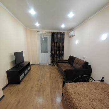 Сдается 1-комнатная квартира, 45 м²