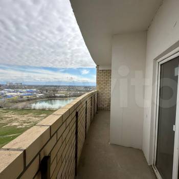 Продается 1-комнатная квартира, 47 м²