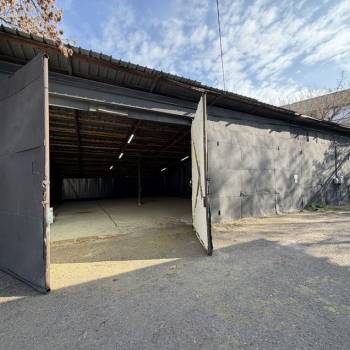 Сдается Нежилое помещение, 177 м²