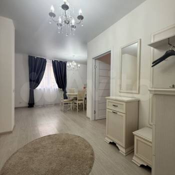 Сдается Многокомнатная квартира, 77 м²