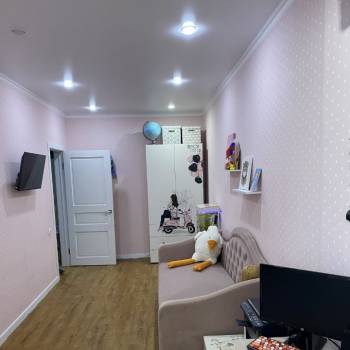 Продается 2-х комнатная квартира, 72 м²