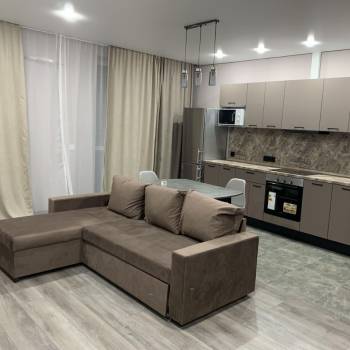 Сдается 1-комнатная квартира, 52 м²