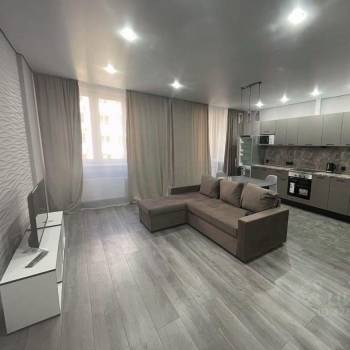 Сдается 1-комнатная квартира, 52 м²