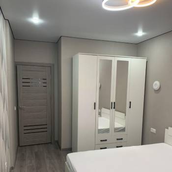 Сдается 1-комнатная квартира, 52 м²