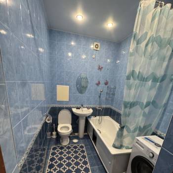 Сдается 1-комнатная квартира, 47 м²