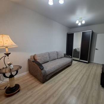 Сдается 1-комнатная квартира, 40,5 м²