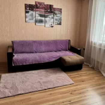 Сдается 1-комнатная квартира, 54 м²