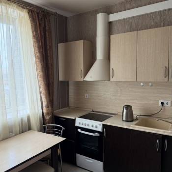 Сдается 2-х комнатная квартира, 65 м²