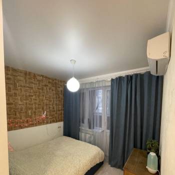 Продается 1-комнатная квартира, 46 м²