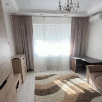 Сдается 1-комнатная квартира, 47,3 м²