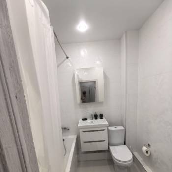 Продается 1-комнатная квартира, 37,5 м²