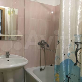 Сдается 1-комнатная квартира, 38 м²