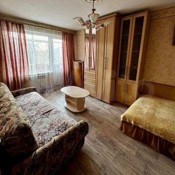 Сдается 1-комнатная квартира, 40 м²