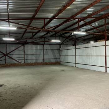 Сдается Нежилое помещение, 200 м²