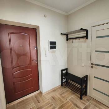 Продается 1-комнатная квартира, 38 м²