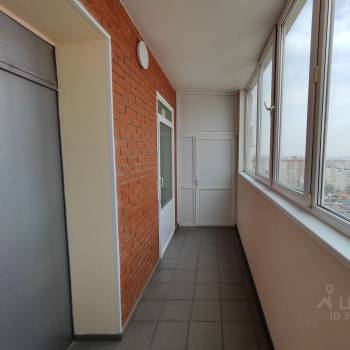 Продается 1-комнатная квартира, 46 м²