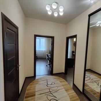 Продается 1-комнатная квартира, 46 м²