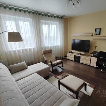 Продается 1-комнатная квартира, 46 м²