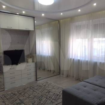 Сдается 1-комнатная квартира, 37,2 м²