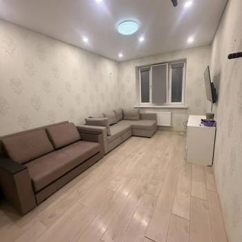 Сдается 1-комнатная квартира, 40 м²