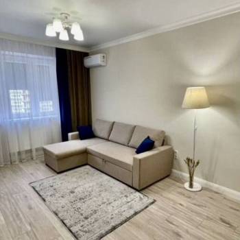 Сдается 1-комнатная квартира, 37,5 м²