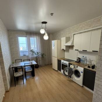 Сдается 2-х комнатная квартира, 61,3 м²