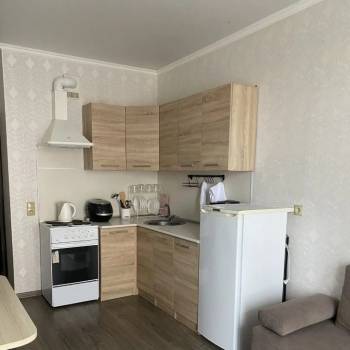 Сдается 1-комнатная квартира, 40 м²