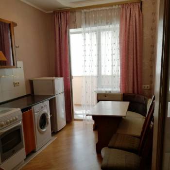 Сдается 1-комнатная квартира, 36 м²