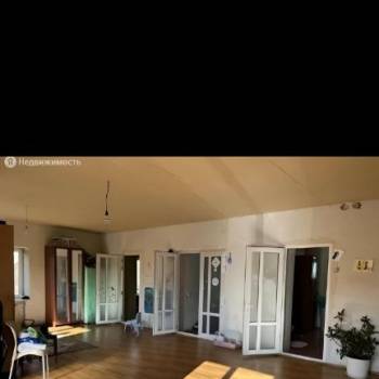 Продается Дом, 294 м²