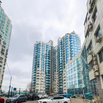 Сдается 1-комнатная квартира, 49,5 м²