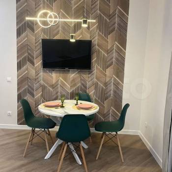 Сдается 1-комнатная квартира, 49 м²