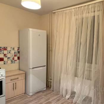 Сдается 1-комнатная квартира, 37,5 м²