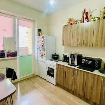 Продается 1-комнатная квартира, 33 м²