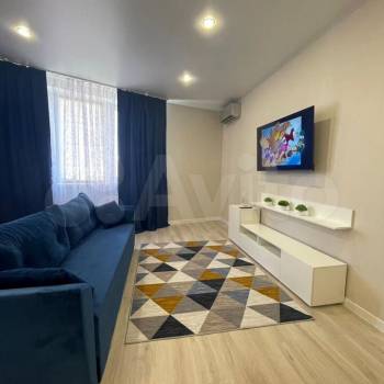 Сдается 2-х комнатная квартира, 70 м²